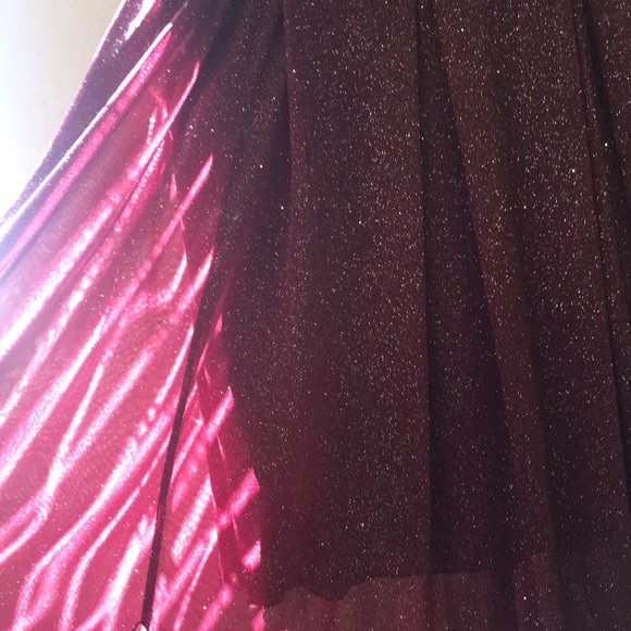 WINE DRESS - Picture 3 of 7